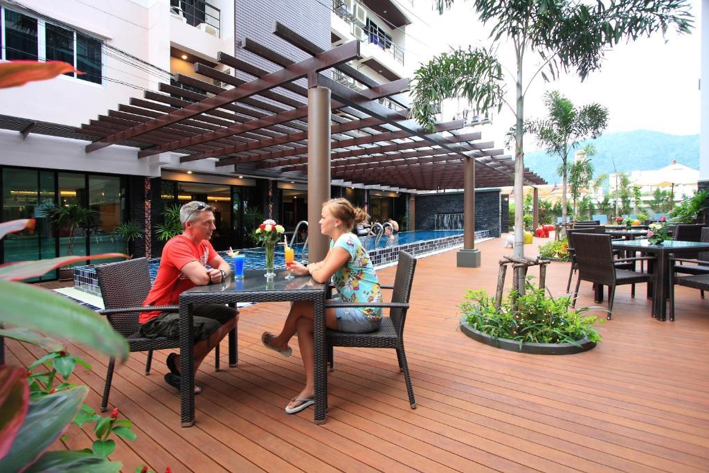 Baramee Hip Hotel Phuket Eksteriør bilde
