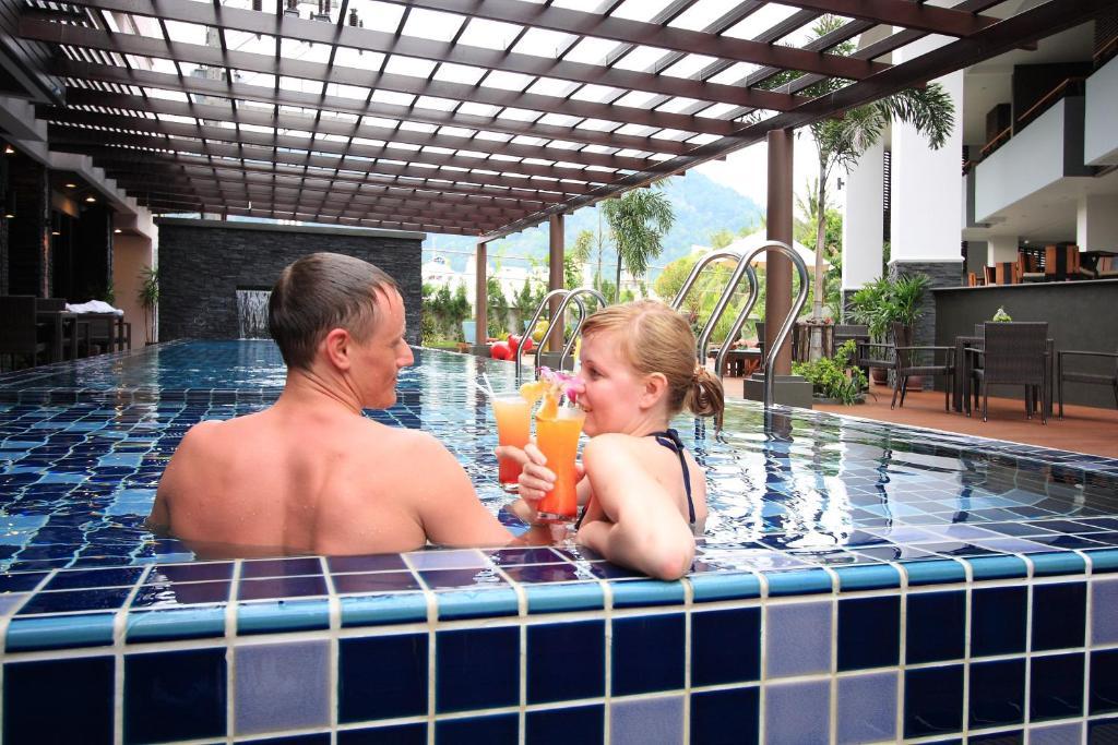 Baramee Hip Hotel Phuket Eksteriør bilde