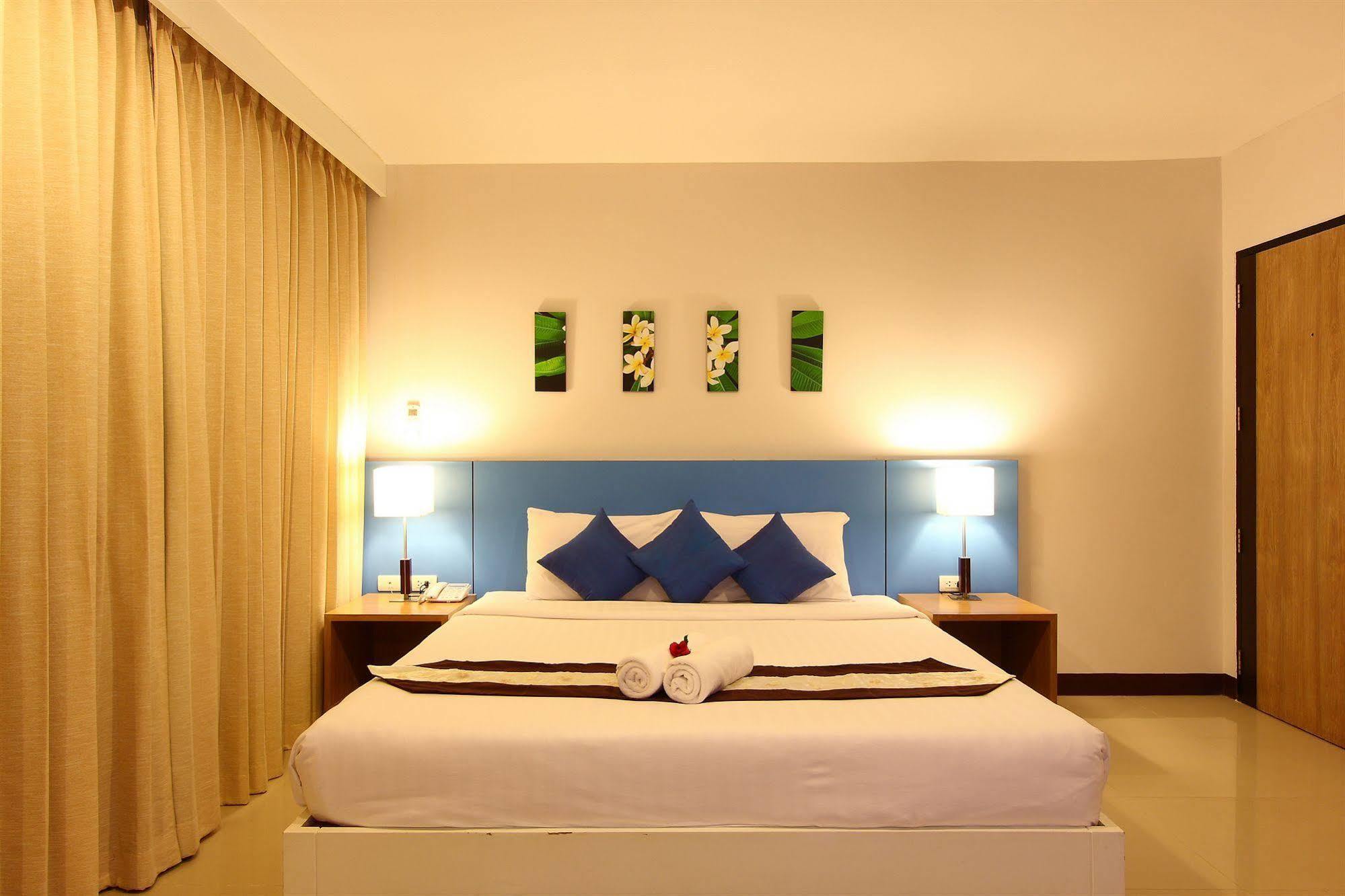 Baramee Hip Hotel Phuket Eksteriør bilde